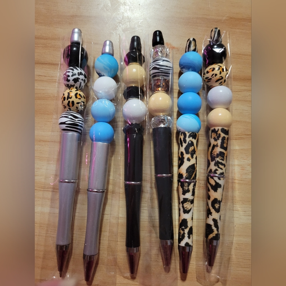 Handcrafted Pen Made by 12 year old Gabby Handmade (Qty 1) - Picture 6 of 11